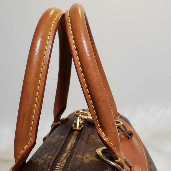 Authentic Louis Vuitton Deuville - Picture 11 of 17
